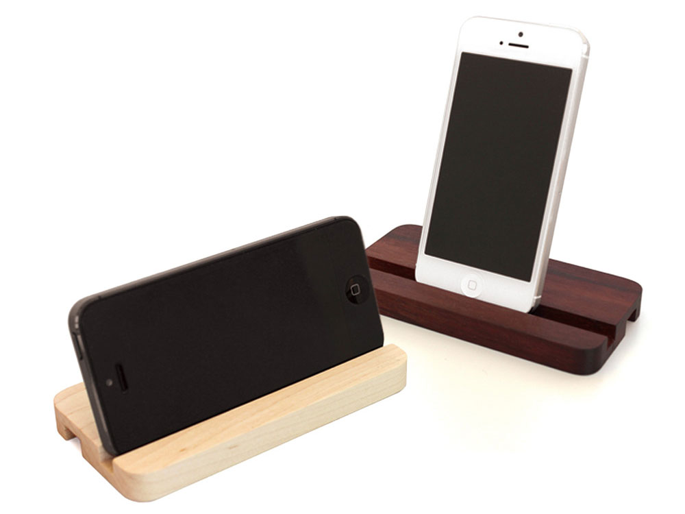home products wooden iphone 5 stand