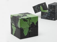 Twistable GLOBE of Eight Cubes [EARTH & SKY] 