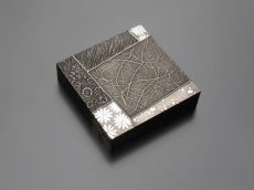 Sayanuri Silver-makie-lacquered Low Box