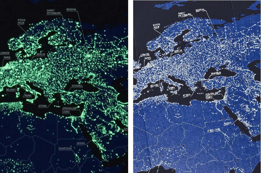 自立式世界地図