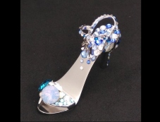 Aquamarine　- stiletto ring-tab opener