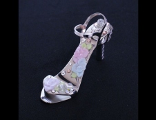 Flower Garden - stiletto ring-tab opener