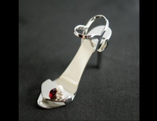 Ruby　- stiletto ring-tab opener