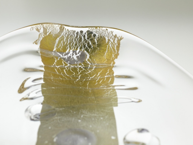 く*む様 唐三彩？足付き平皿 く*む様 唐三彩？足付き平皿